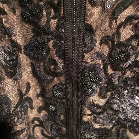 BCBGMAXAZRIA sequin pencil skirt - Picture 4 of 10